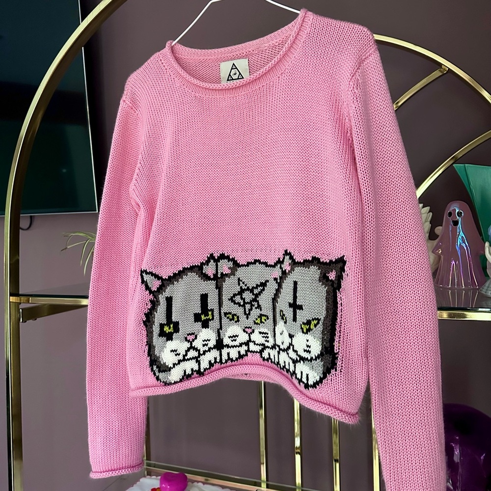 ✨SOLD✨UNIF Meowtal Pink Cat Sweater